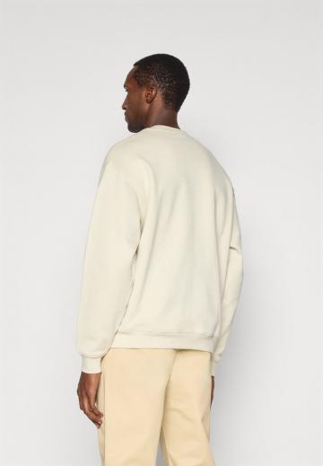 Спортивная кофта