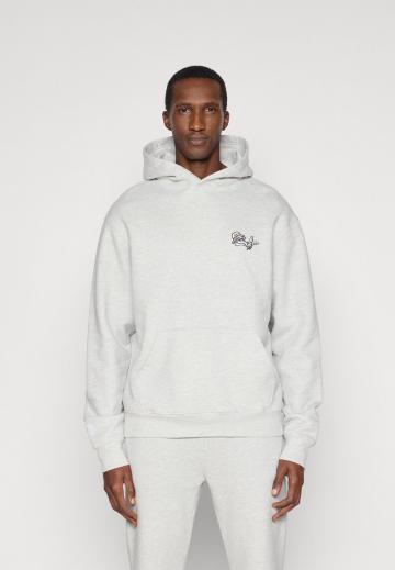 Спортивная кофта