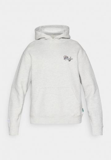 Спортивная кофта