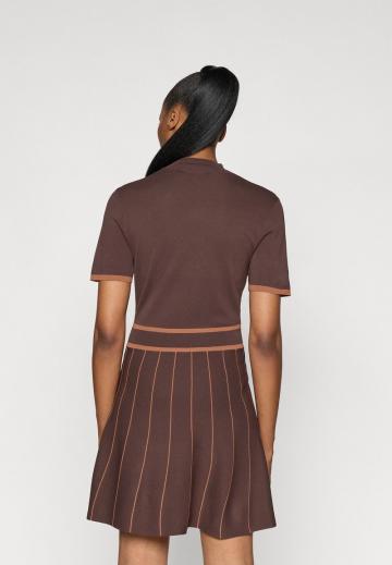 Спортивное платье