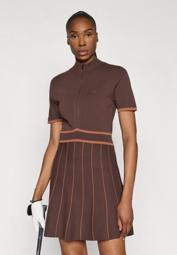 Спортивное платье