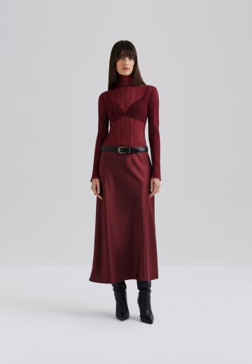 Пуловер в полоску