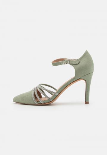 Туфли с ремешком