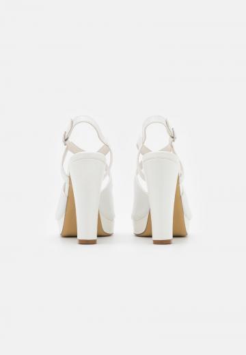 Гандбольные кроссовки