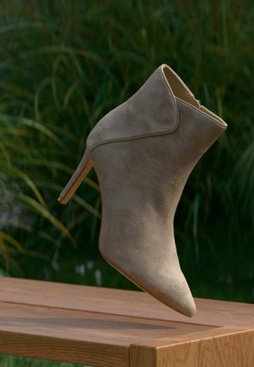 Полусапожки на высоком каблуке