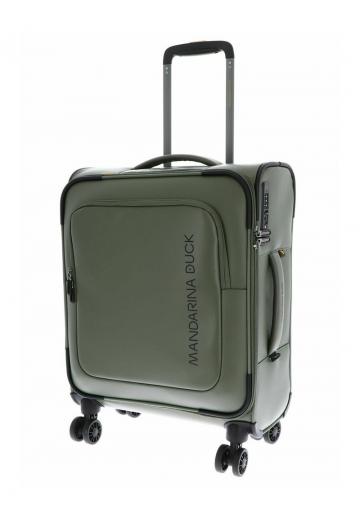 Чемодан на колесах