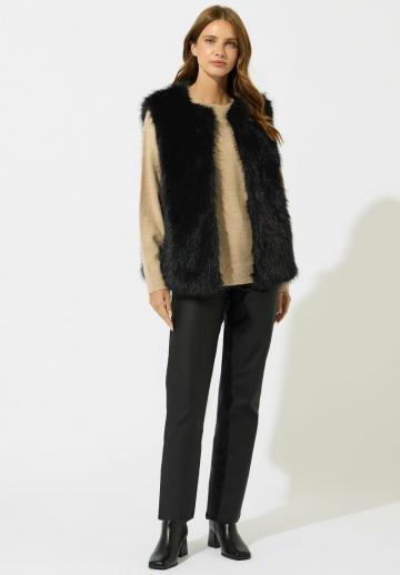 Пуховой жилет