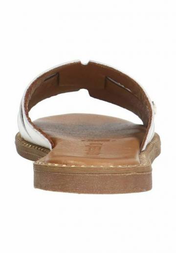 Гандбольные кроссовки