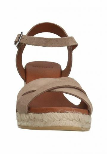 Гандбольные кроссовки