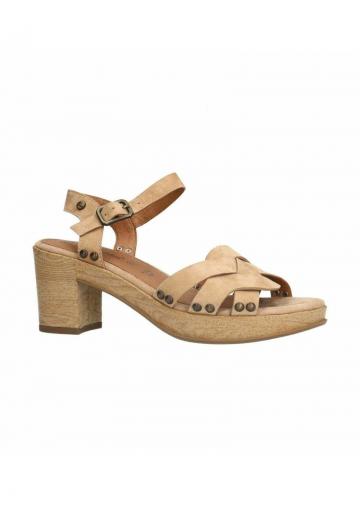 Босоножки на платформе