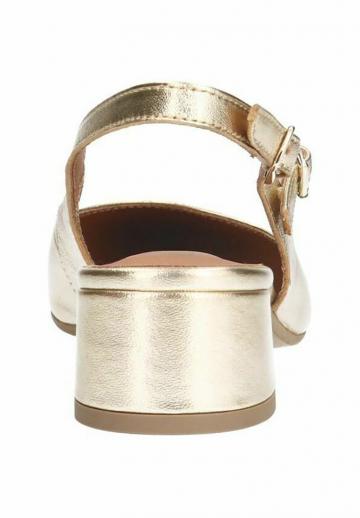 Туфли с ремешком