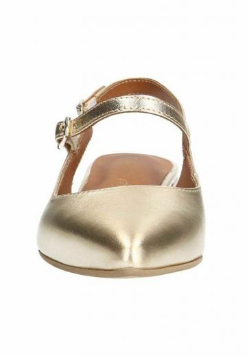 Туфли с ремешком