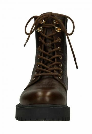 Ботинки на шнуровке