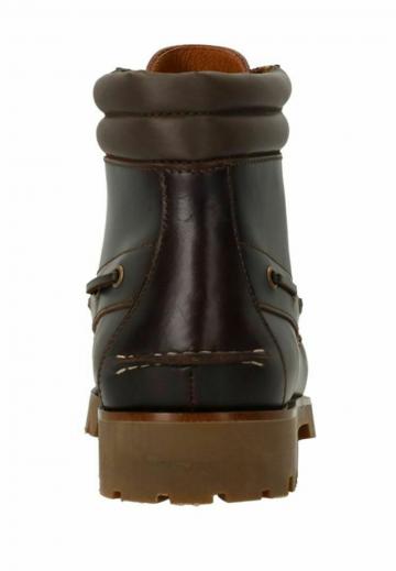 Ботинки на шнуровке