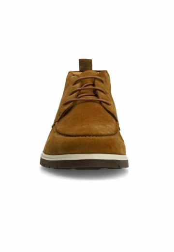 Ботинки на шнуровке