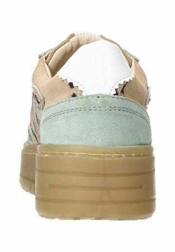 Гандбольные кроссовки