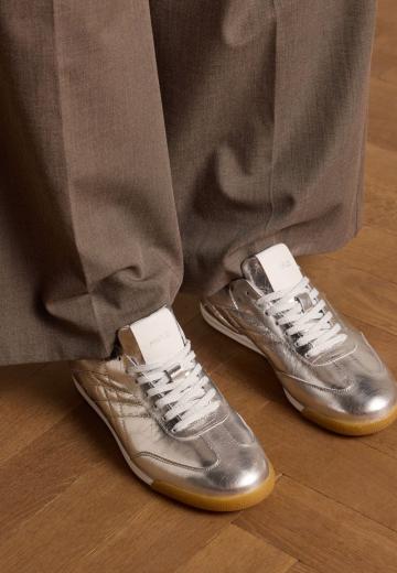 Гандбольные кроссовки