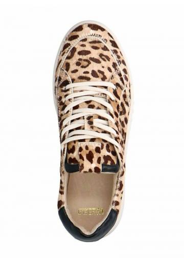 Гандбольные кроссовки