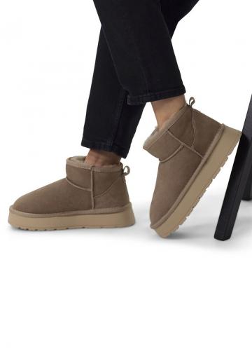 Зимние ботинки