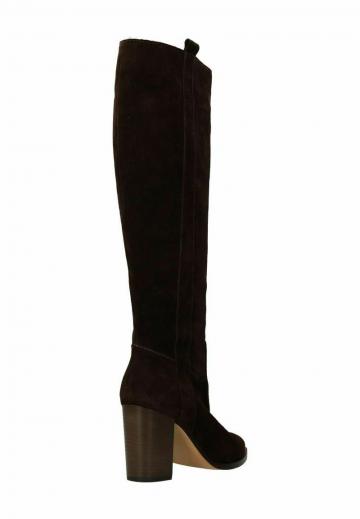 Высокие сапоги