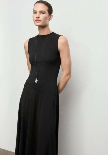 Платье макси