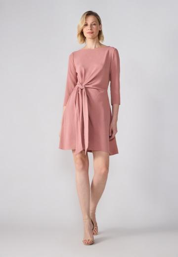 Короткое платье