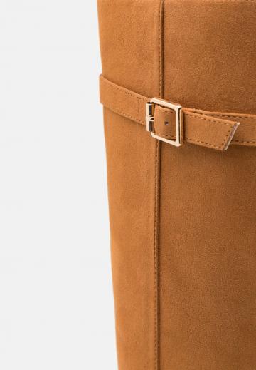 Гандбольные кроссовки