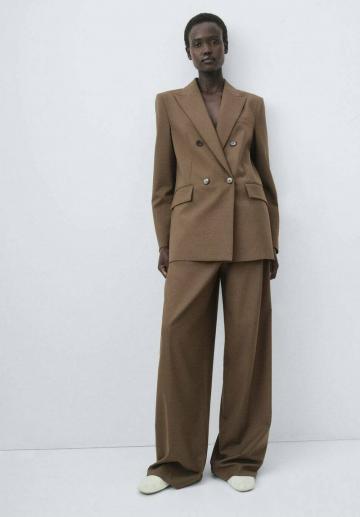 Короткое пальто