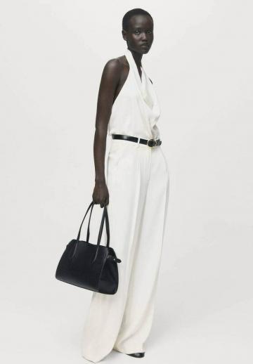 Блузка без рукавов