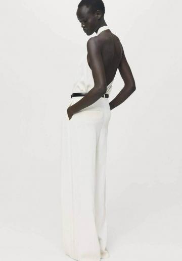 Блузка без рукавов