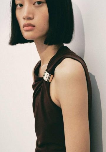 Платье футляр