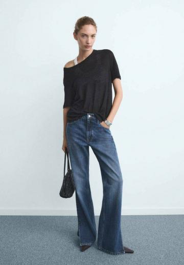 Клешеные джинсы