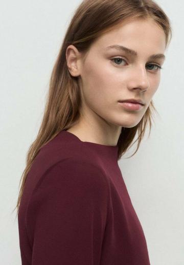 Платье футляр