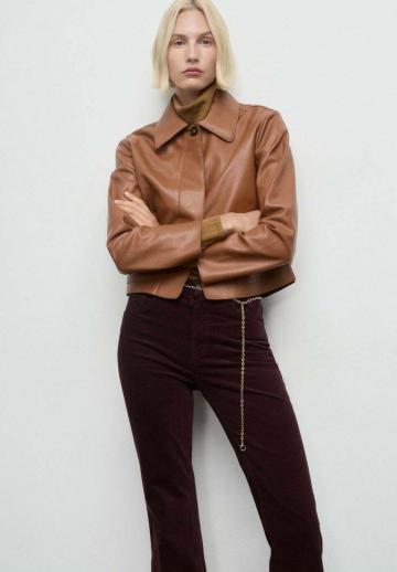 Клешеные брюки