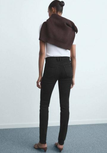 Узкие брюки