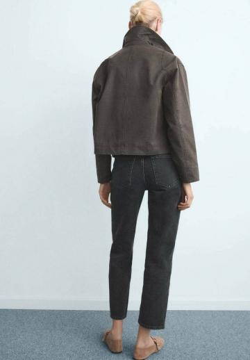 Короткие джинсы