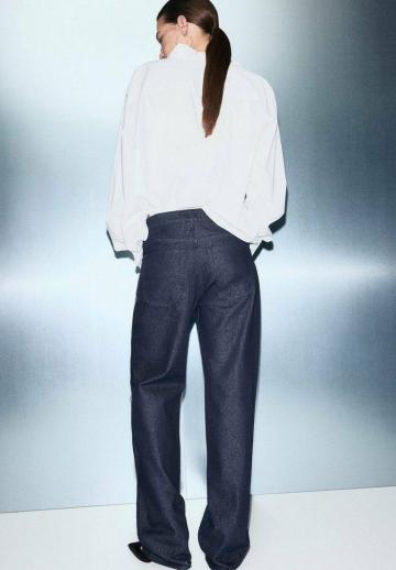 Прямые джинсы