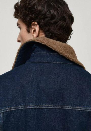 Джинсовая куртка