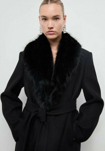 Шерстяное пальто