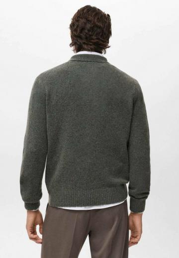 Пуловер