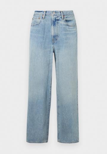 Свободные джинсы