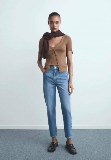 Короткие джинсы