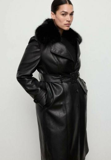 Пальто из искусственной кожи