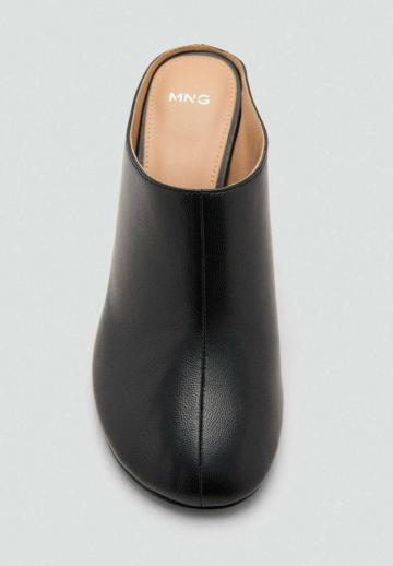 Босоножки на каблуке