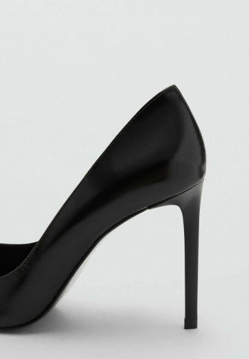 Туфли на высоком каблуке