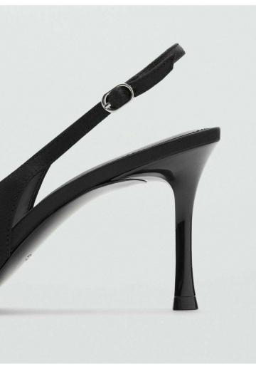 Туфли на высоком каблуке