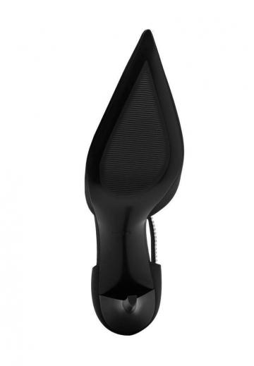 Туфли на высоком каблуке