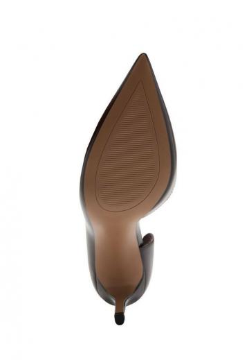 Туфли на высоком каблуке