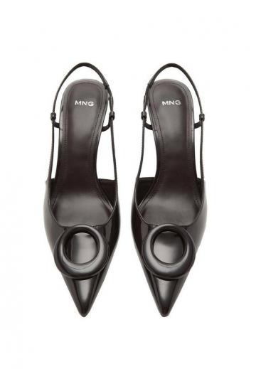 Туфли на высоком каблуке