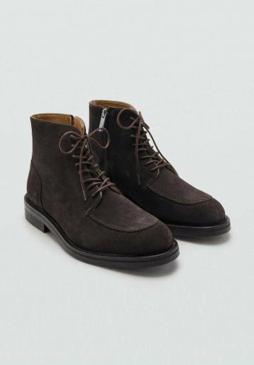Ботинки на шнуровке